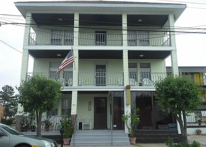 Sunflower Motel
